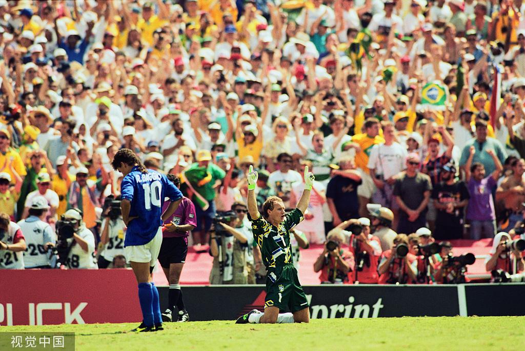 球场上的精彩瞬间，令人目不转睛的简单介绍