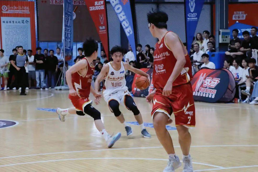 陕西男篮主场获胜,战胜广西队 陕西男篮主场获胜,战胜广西队