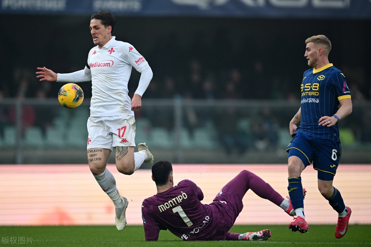 包含尤文图斯中场因伤将缺席下一场比赛的词条