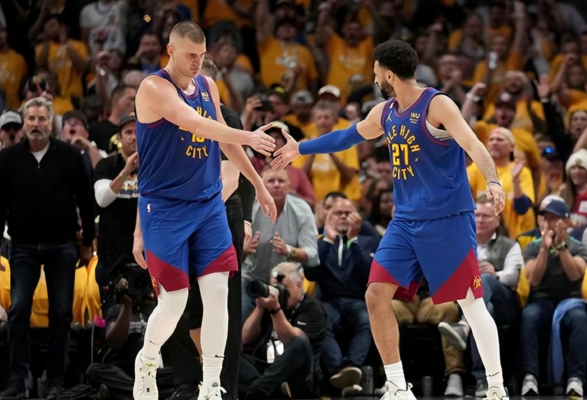 包含热火队全队发挥稳定，取得比赛胜利的词条