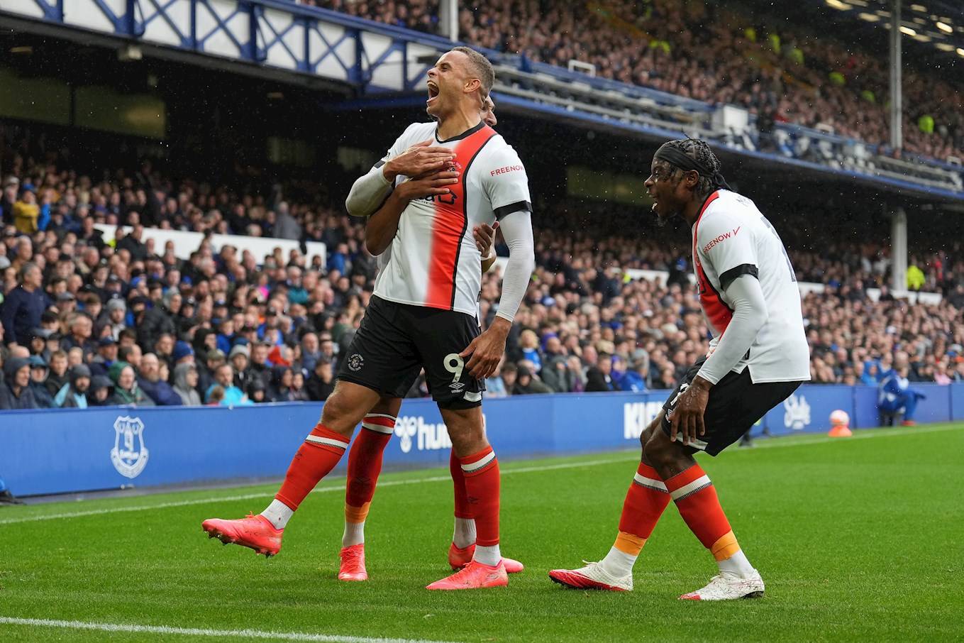 伯恩利勉强-战平，难以绝处逢生的简单介绍