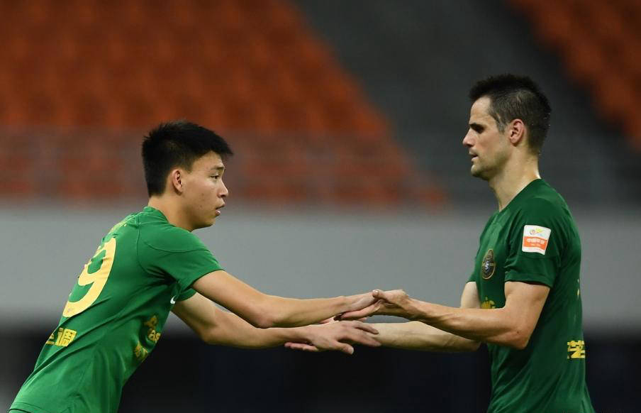 东道主队伍备战充分，实现突破