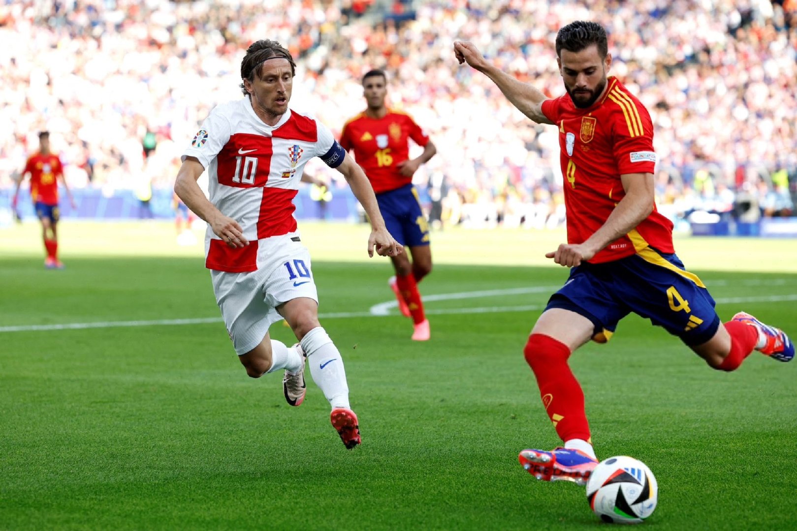 关于克罗地亚队势如破竹,强势逼近晋级的信息 关于克罗地亚队势如破竹,强势逼近晋级的信息