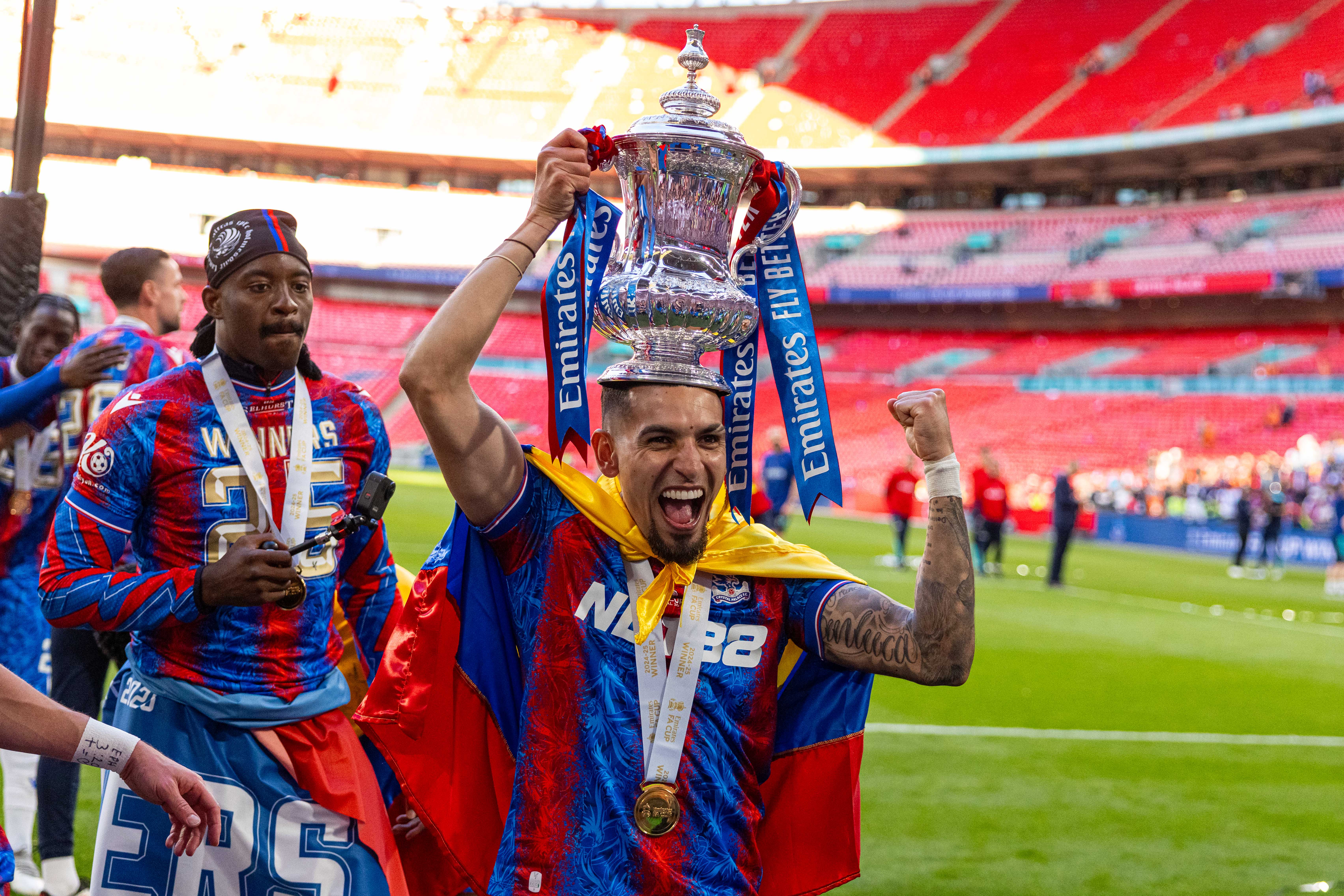 水晶宫主场大捷，结束近期连败！的简单介绍