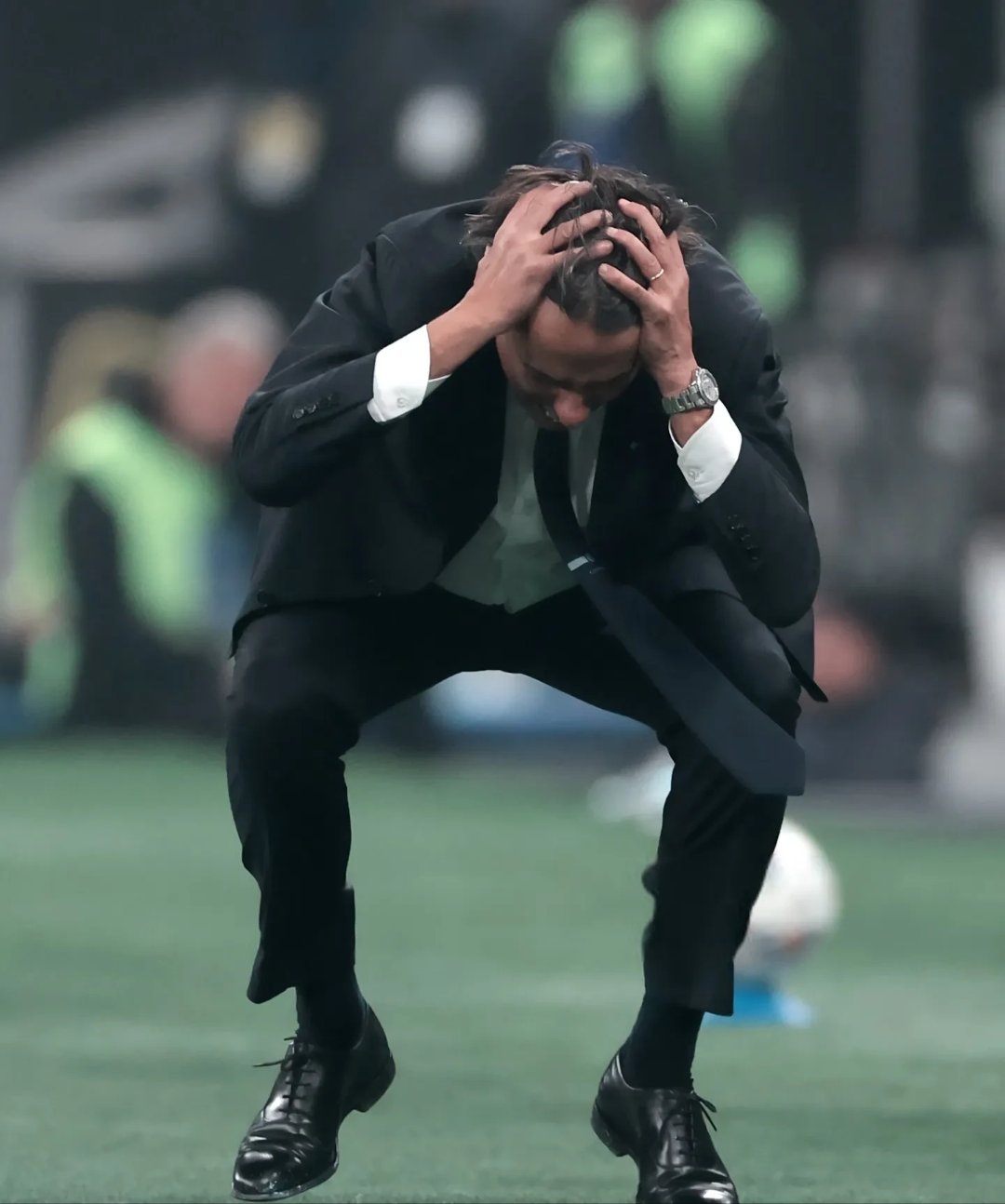 罗马客场遭遇惨败，