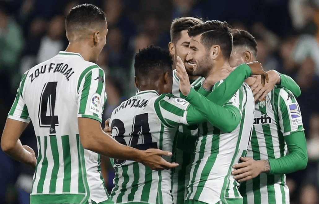 关于精彩对决西甲两支劲旅对决角逐胜利的信息