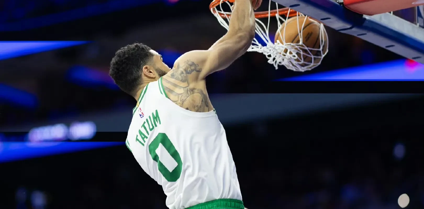 关于日本男篮爆冷湖人B队，塔图姆爆发神勇的信息