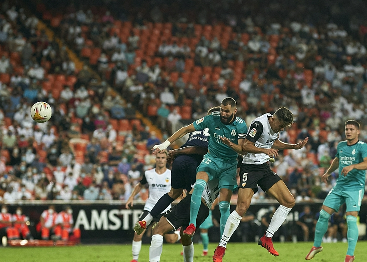 关于瓦伦西亚翻盘塞维利亚，弗拉霍维奇一己之力扛起全队的信息