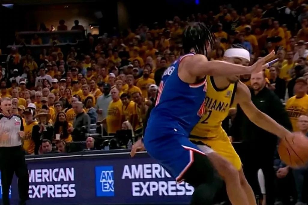 灰熊收获两连胜，欧文受伤尼克斯惨遭爵士逆转