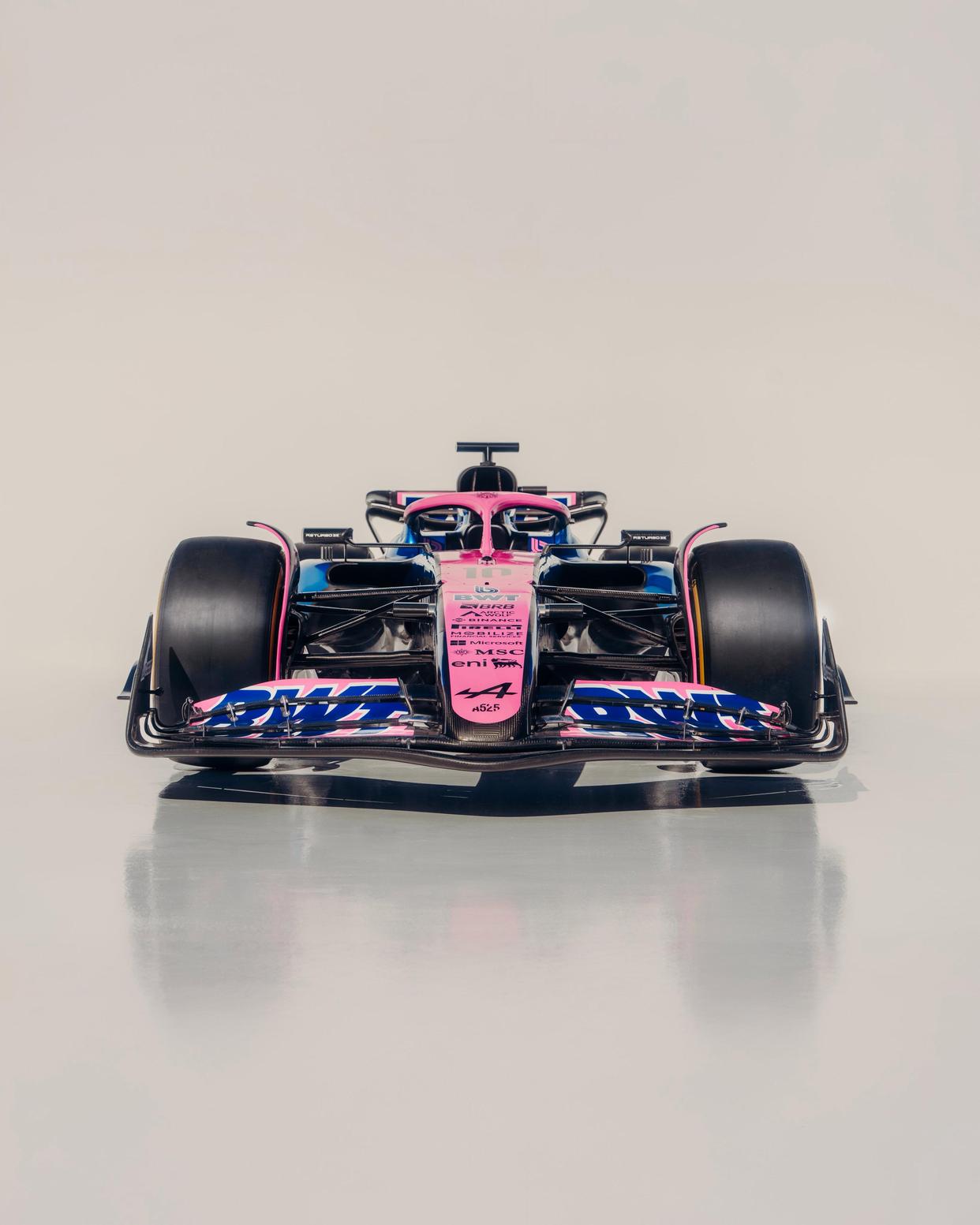 阿斯顿马丁鏖战红牛二队，阿隆索统治全场的简单介绍