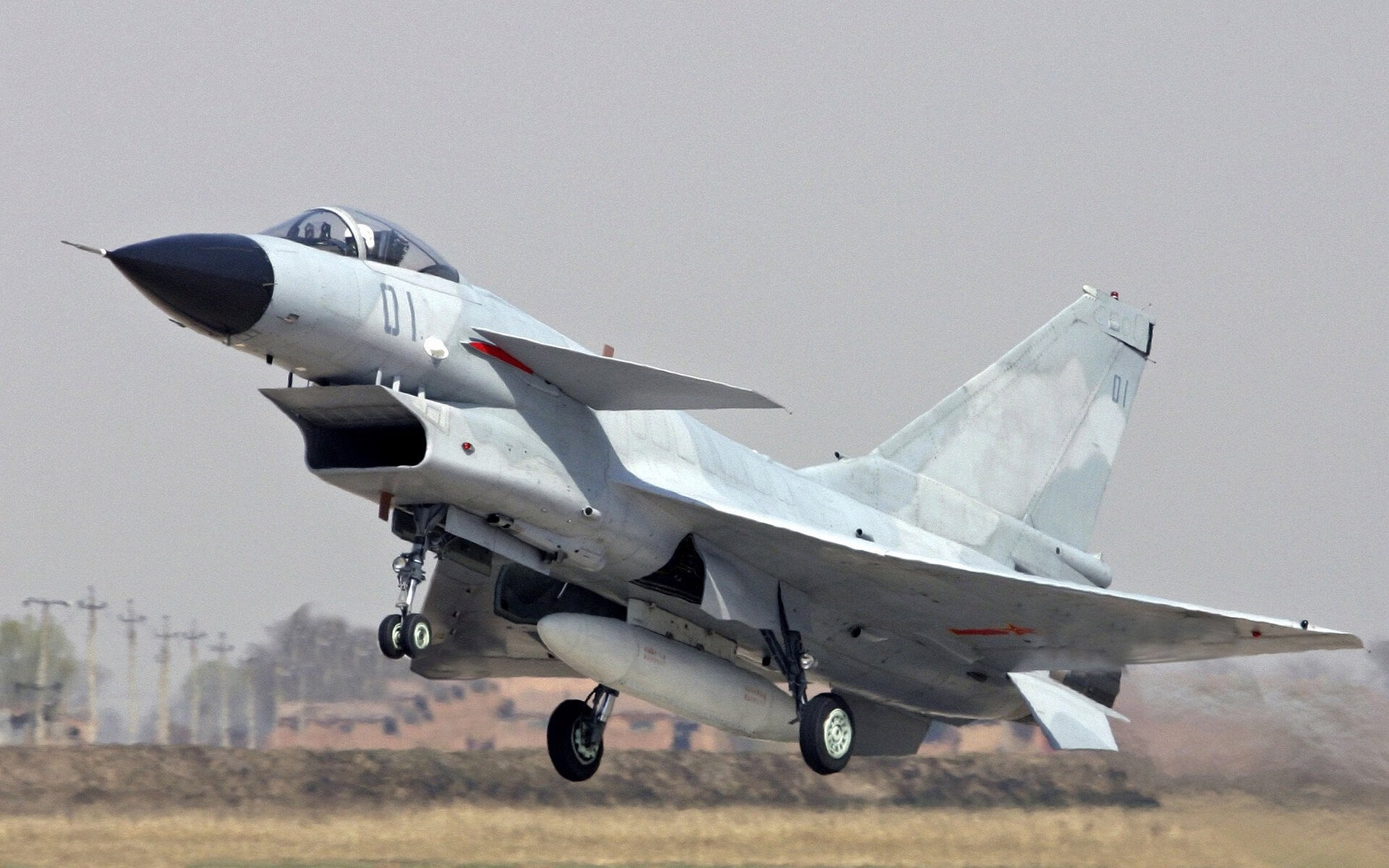 东契奇空砍40+三双，北京队团队篮球力克黄蜂