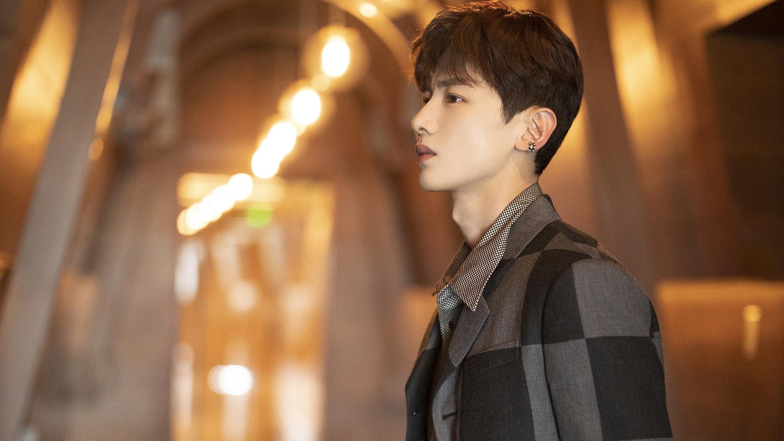 浓眉天神下凡却成悲情英雄,活塞铁血团队终结悬念,当个人能力败给团队浪潮