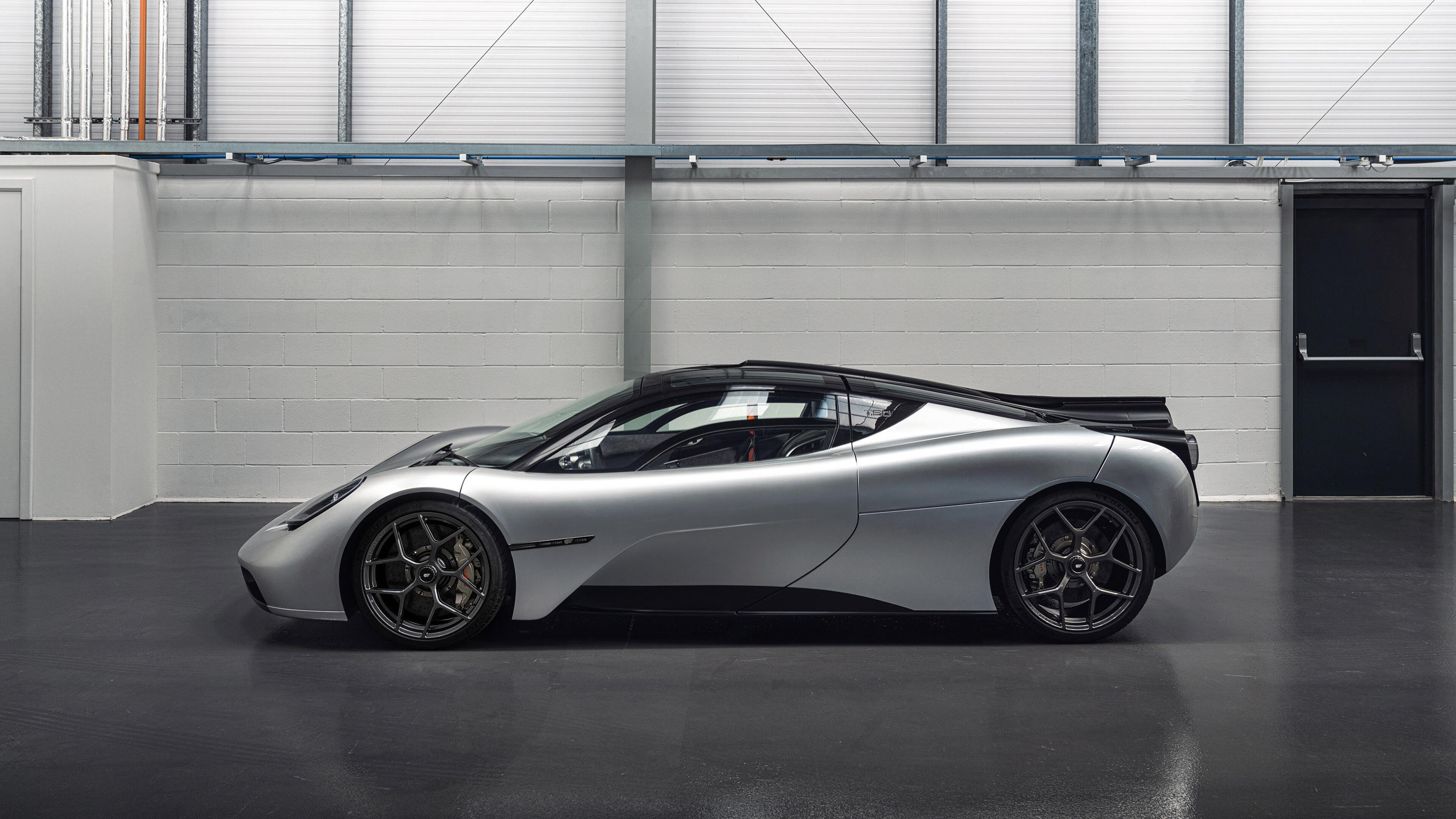 1传2射统治全场！新核巴尔韦德宣告勒沃库森进入V8引擎时代