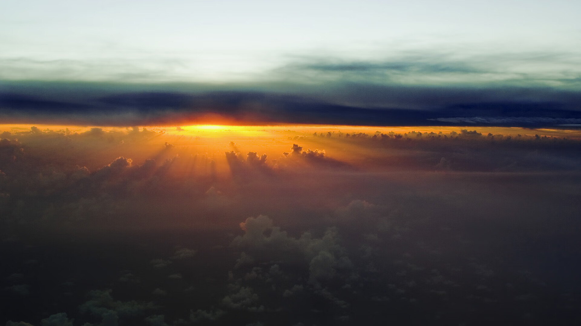 卡马文加爆发，墨西哥飓风席卷塞维利亚！